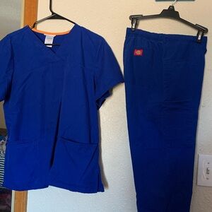 Medical uniform Scrubs 👚💙